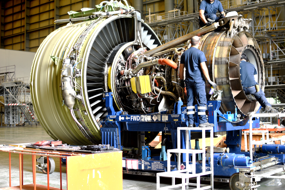 How serious is the long-term aircraft technician shortage?