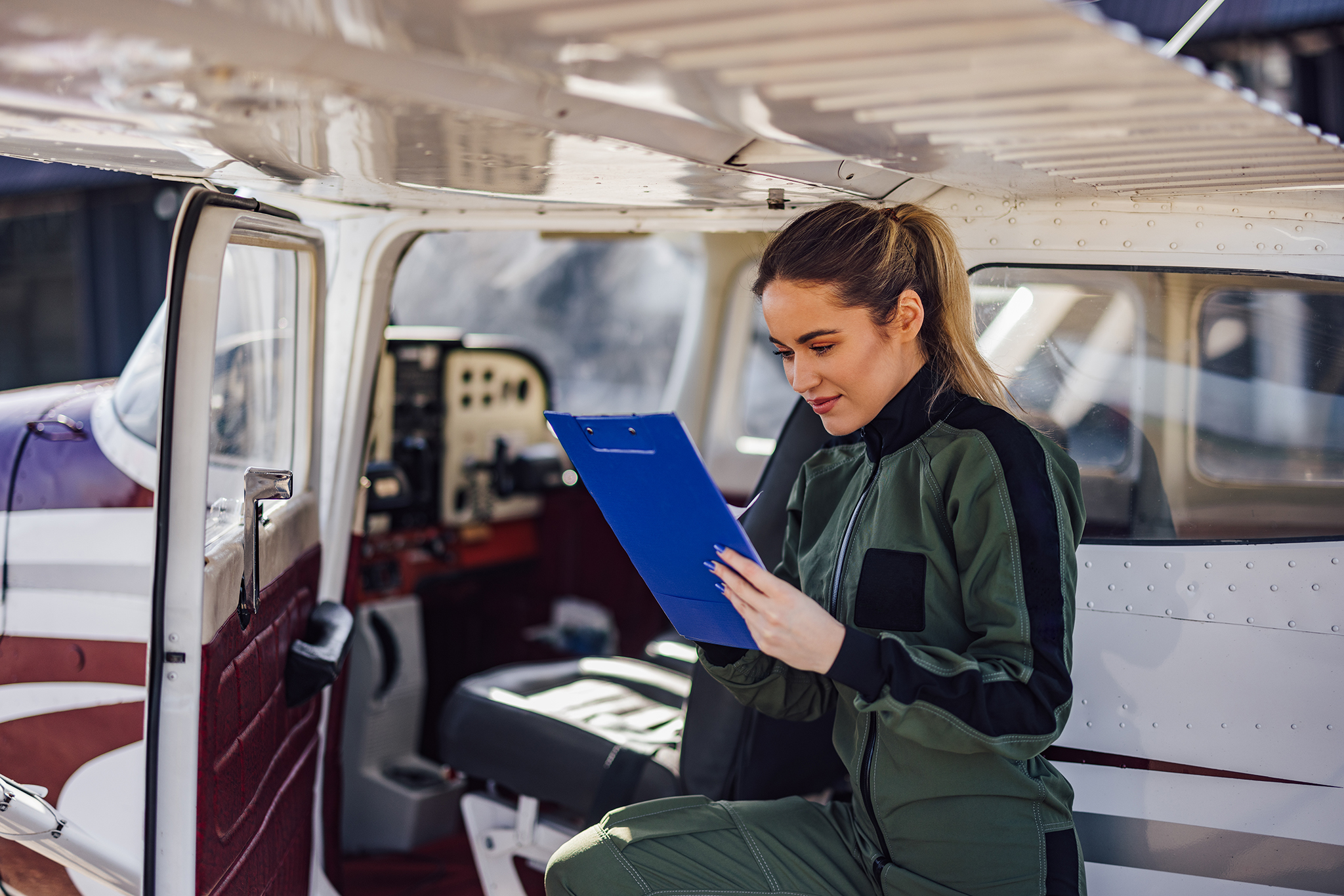 6 Entry-Level Aviation Job Search Tips No One Tells You